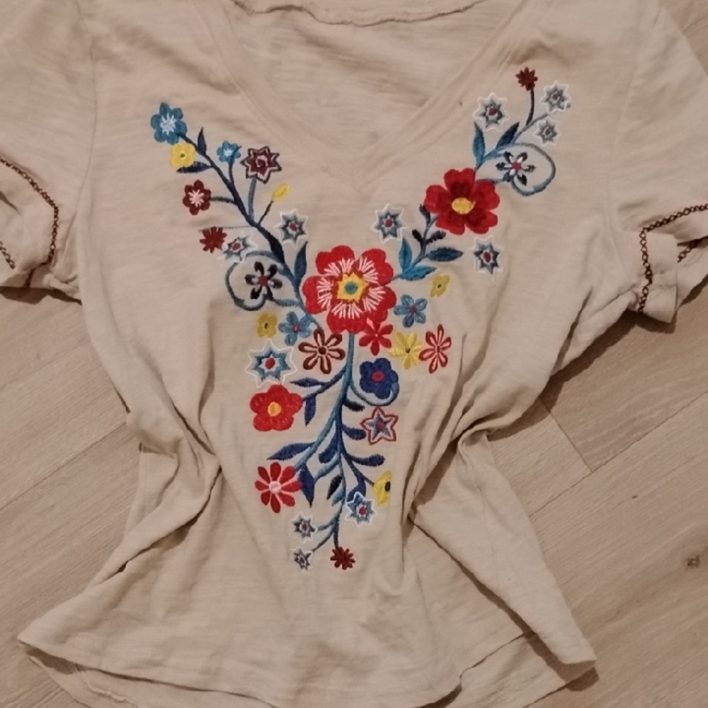 Embroidered Floral Beige Top Small Handmade